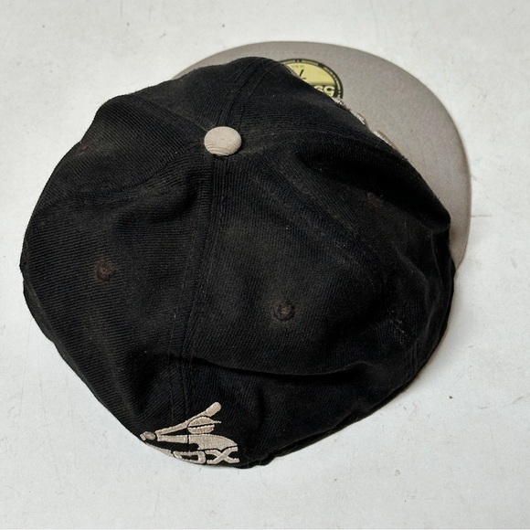 New Era MLB Chicago White Sox Black and Gray 59FIFTY Hat Cap - Picture 8 of 9